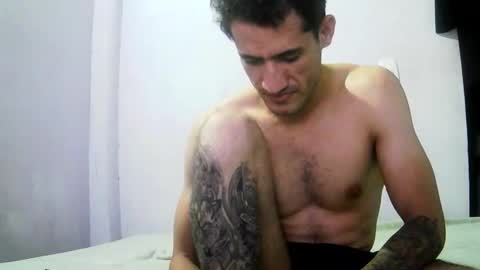 jhonduglas online show from 11-30-25, 03:10