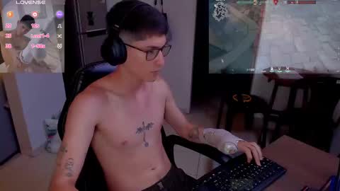 Snapshot of jhonleving chatting on 02-26-25, 11:15 Jack online show from 02-26-25, 11:15