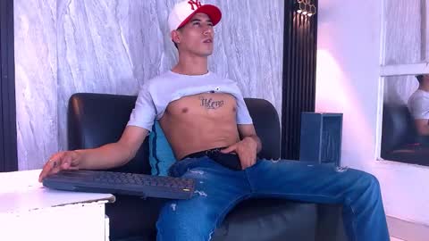 Jhon online show from 03-27-26, 02:39