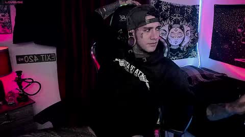 jhonny_ackerman online show from 12-12-24, 04:48