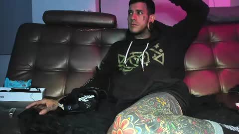jhonny_ackerman online show from 07-05-26, 04:19