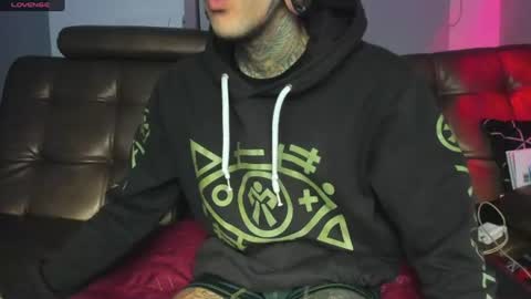 jhonny_ackerman online show from 07-15-26, 04:51