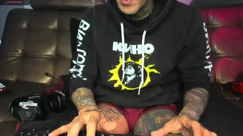 jhonny_ackerman online show from 07-21-26, 08:33