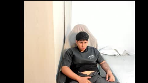 jhonny_dickm online show from 09-17-25, 09:05
