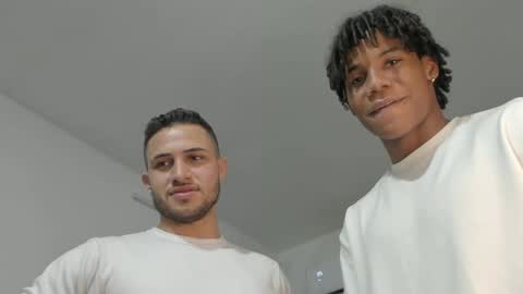 Snapshot of jhonny_flames7 chatting on 12-17-24, 10:01 jhonny online show from 12-17-24, 10:01