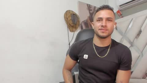 Snapshot of jhonny_flames7 chatting on 01-30-25, 03:44 jhonny online show from 01-30-25, 03:44