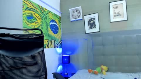 Snapshot of jhonny_flames7 chatting on 09-13-25, 08:08 jhonny online show from 09-13-25, 08:08