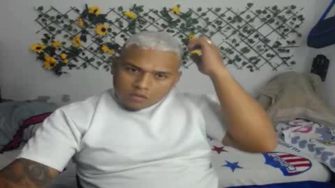 Snapshot of jhonny_marin chatting on 10-26-25, 03:12 jhonny_marin online show from 10-26-25, 03:12