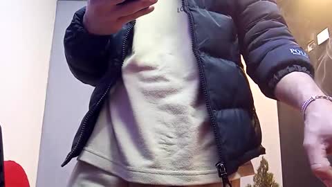 jhonny_thes28 online show from 10-08-25, 09:29