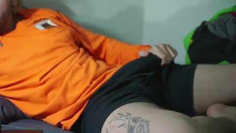 Snapshot of jhonnygoldendick chatting on 07-18-26, 05:55 jhonnygoldendick online show from 07-18-26, 05:55