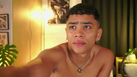 Jhonny  online show from 04-30-26, 03:35