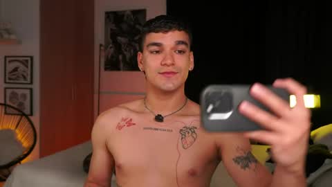 Jhonny  online show from 05-13-26, 03:26