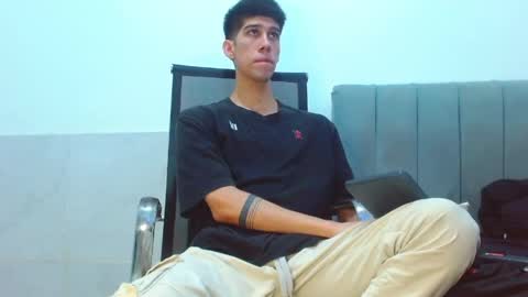 jhony_sex3 online show from 05-31-26, 03:15