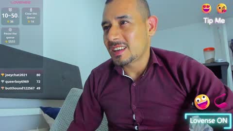 Jhony Alzate online show from 01-21-25, 03:48
