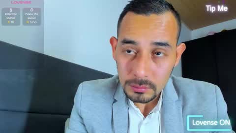 Jhony Alzate online show from 09-18-25, 02:57