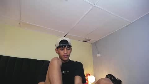Snapshot of jhos_padill chatting on 09-17-25, 01:46 jhos online show from 09-17-25, 01:46
