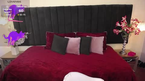 Snapshot of jhos_padill chatting on 10-29-25, 01:35 jhos online show from 10-29-25, 01:35