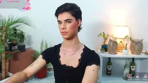 Jhuan Nhez online show from 03-12-26, 05:24