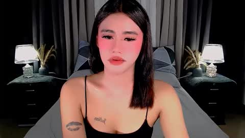 Snapshot of jhuliana_and_charles_room chatting on 09-18-25, 02:57 jhuliana_and_charles_room online show from 09-18-25, 02:57