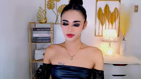 julie online show from 12-09-24, 02:13