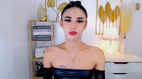 julie online show from 12-10-24, 01:32