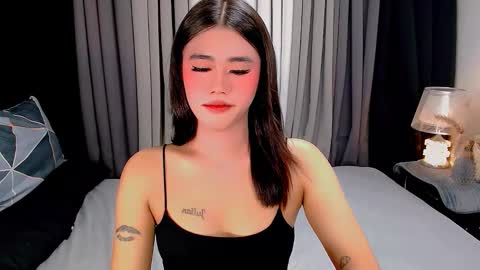 julie online show from 12-04-25, 03:38