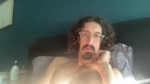 Jigz1986 online show from 12-14-24, 01:05