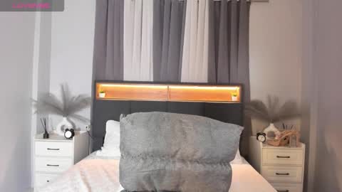 Snapshot of jilianward chatting on 09-12-25, 09:09 jilianward online show from 09-12-25, 09:09