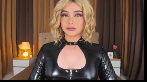 Snapshot of jilianward chatting on 09-23-25, 12:02 jilianward online show from 09-23-25, 12:02