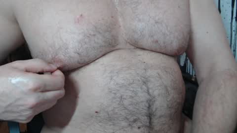 Snapshot of jimbeefbear chatting on 01-11-25, 10:07 Jim online show from 01-11-25, 10:07