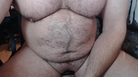 Snapshot of jimbeefbear chatting on 10-11-25, 07:23 Jim online show from 10-11-25, 07:23