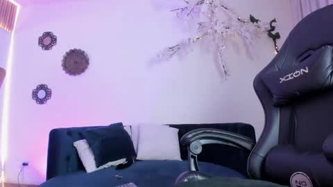 Jimena Adams online show from 05-02-26, 01:05