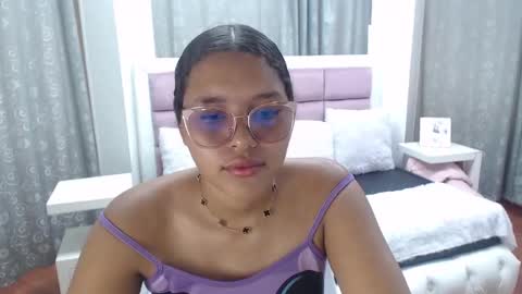 Jimena  online show from 09-24-25, 01:58