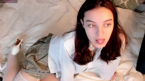 Snapshot of jimenachan chatting on 01-22-25, 04:55 Alla online show from 01-22-25, 04:55