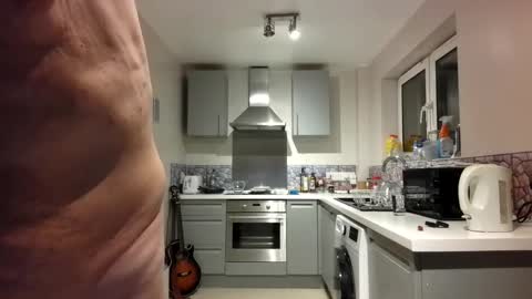 Snapshot of jimmybenido chatting on 11-19-25, 05:46 Jim Redgewell online show from 11-19-25, 05:46