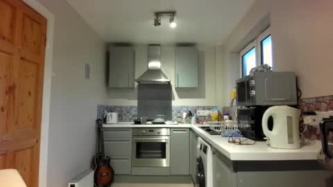 Snapshot of jimmybenido chatting on 02-15-26, 05:31 Jim Redgewell online show from 02-15-26, 05:31