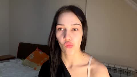 Kate online show from 05-05-26, 01:30