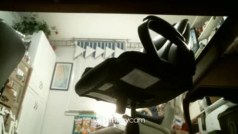 jimwellhung online show from 12-21-24, 04:19