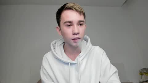 Snapshot of jimyti_bad_boy chatting on 01-16-25, 11:15 jimyti_bad_boy online show from 01-16-25, 11:15