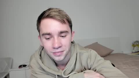 Snapshot of jimyti_bad_boy chatting on 01-17-25, 07:16 jimyti_bad_boy online show from 01-17-25, 07:16