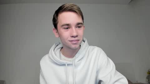 Snapshot of jimyti_bad_boy chatting on 01-23-25, 04:52 jimyti_bad_boy online show from 01-23-25, 04:52