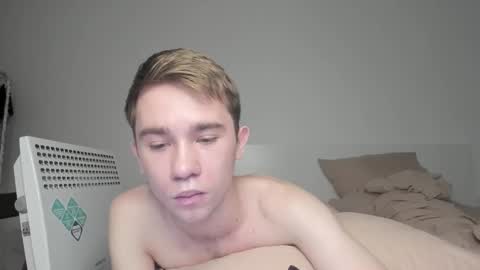 Snapshot of jimyti_bad_boy chatting on 01-27-25, 11:11 jimyti_bad_boy online show from 01-27-25, 11:11