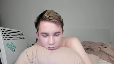 Snapshot of jimyti_bad_boy chatting on 02-02-25, 07:41 jimyti_bad_boy online show from 02-02-25, 07:41