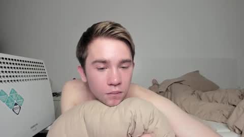 Snapshot of jimyti_bad_boy chatting on 02-10-25, 09:36 jimyti_bad_boy online show from 02-10-25, 09:36