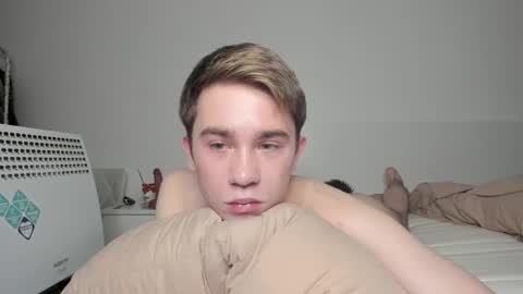 Snapshot of jimyti_bad_boy chatting on 02-12-25, 12:37 jimyti_bad_boy online show from 02-12-25, 12:37