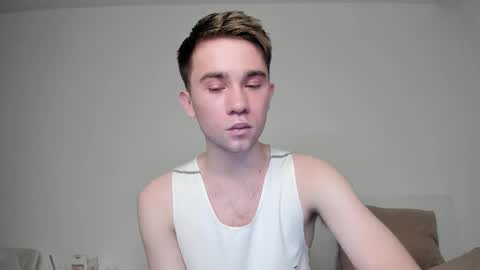 Snapshot of jimyti_bad_boy chatting on 03-07-25, 04:24 jimyti_bad_boy online show from 03-07-25, 04:24