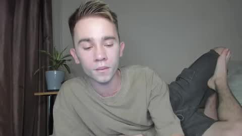 Snapshot of jimyti_bad_boy chatting on 09-17-25, 10:00 jimyti_bad_boy online show from 09-17-25, 10:00