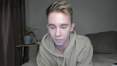 Snapshot of jimyti_bad_boy chatting on 09-22-25, 11:07 jimyti_bad_boy online show from 09-22-25, 11:07