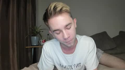 Snapshot of jimyti_bad_boy chatting on 10-12-25, 09:58 jimyti_bad_boy online show from 10-12-25, 09:58