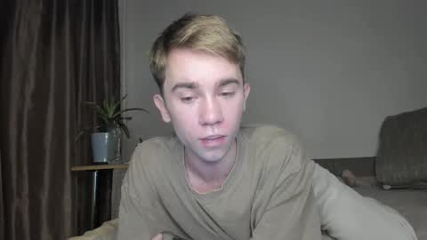 Snapshot of jimyti_bad_boy chatting on 10-30-25, 12:12 jimyti_bad_boy online show from 10-30-25, 12:12